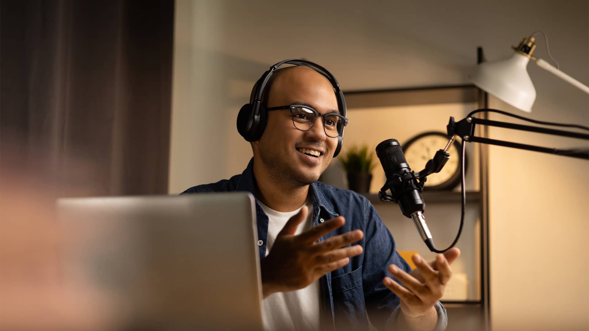 Voiceover recording - Caupenne & Co.
